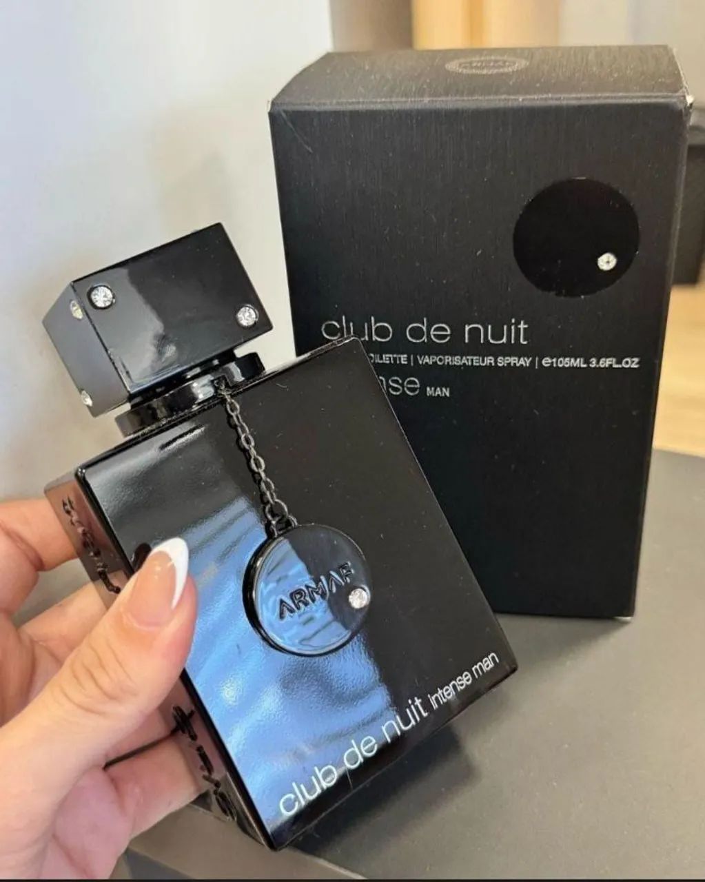 21 - 5 Perfumes + Perfumero de regalo (Asad - Club - Khamrah - Oud for glory - Ombre)