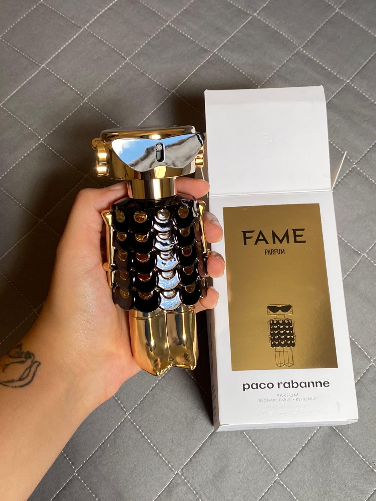 12 - 3 Perfumes + Perfumero de regalo