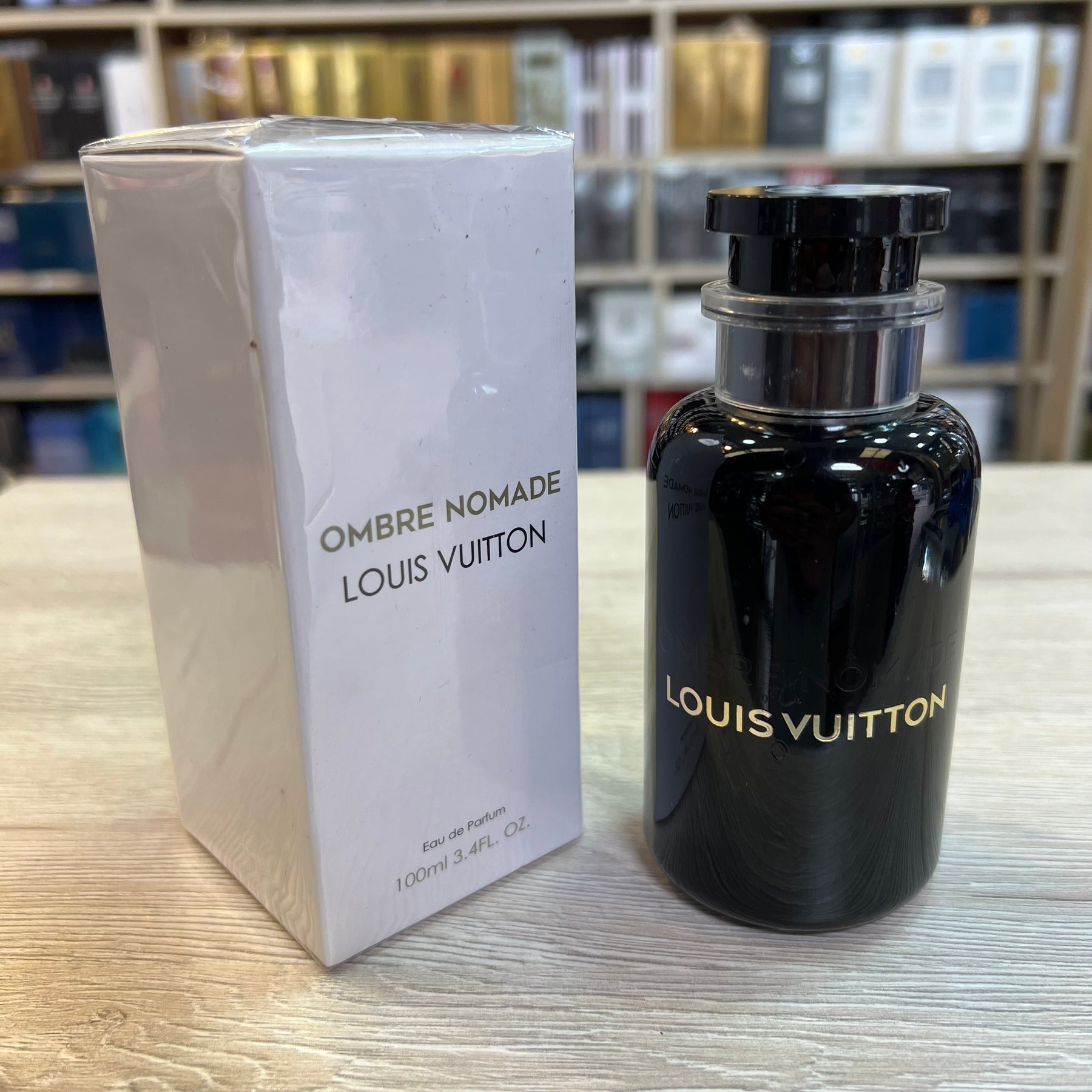 21 - 5 Perfumes + Perfumero de regalo (Asad - Club - Khamrah - Oud for glory - Ombre)