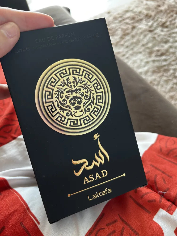 01 - 3 Perfumes + Perfumero de regalo