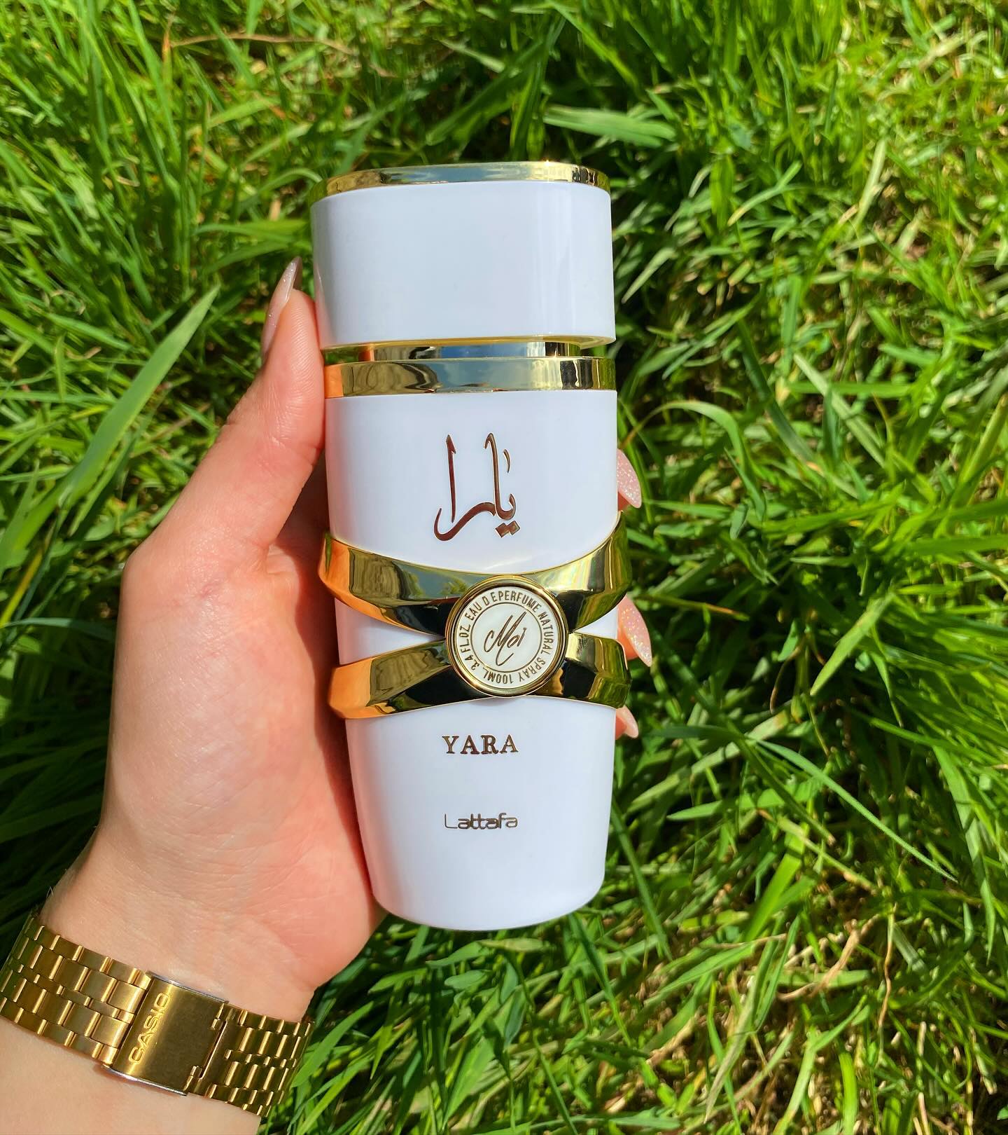 ESTUCHE YARA MOI (Perfume + crema + spray + Perfumero de regalo)
