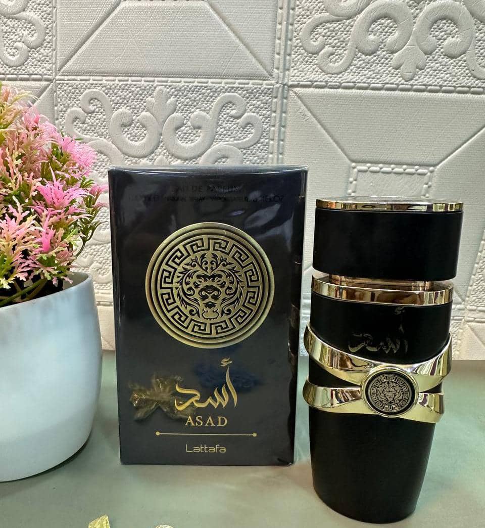 09 - 4 Perfumes + Perfumero de regalo