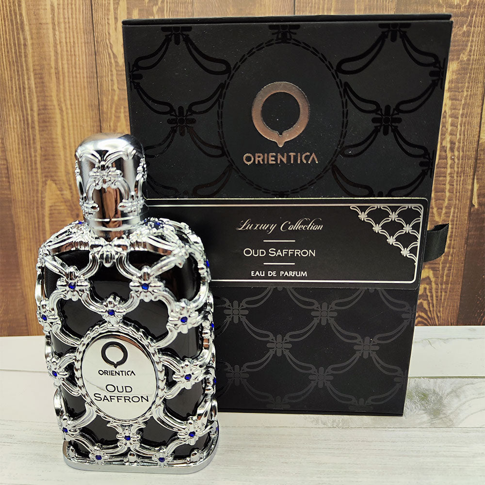 09 - 4 Perfumes + Perfumero de regalo