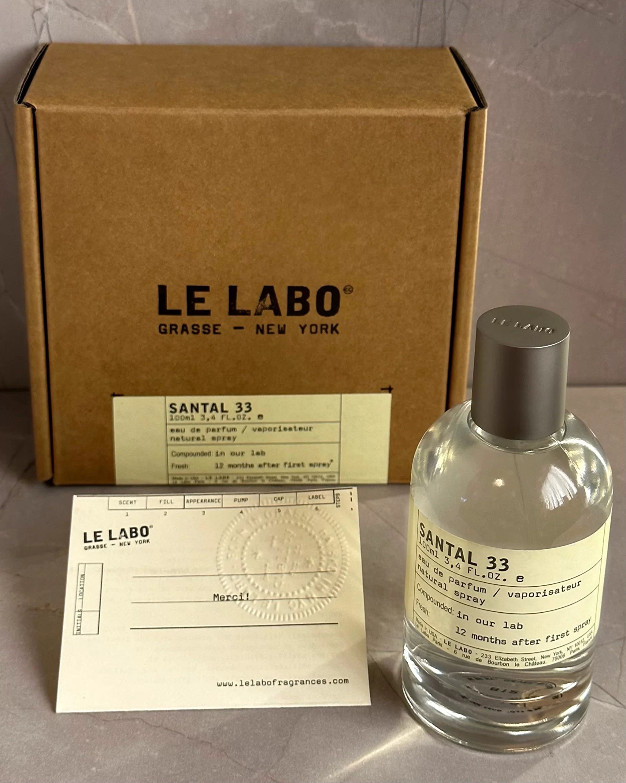 08 - 4 Perfumes + Perfumero de regalo