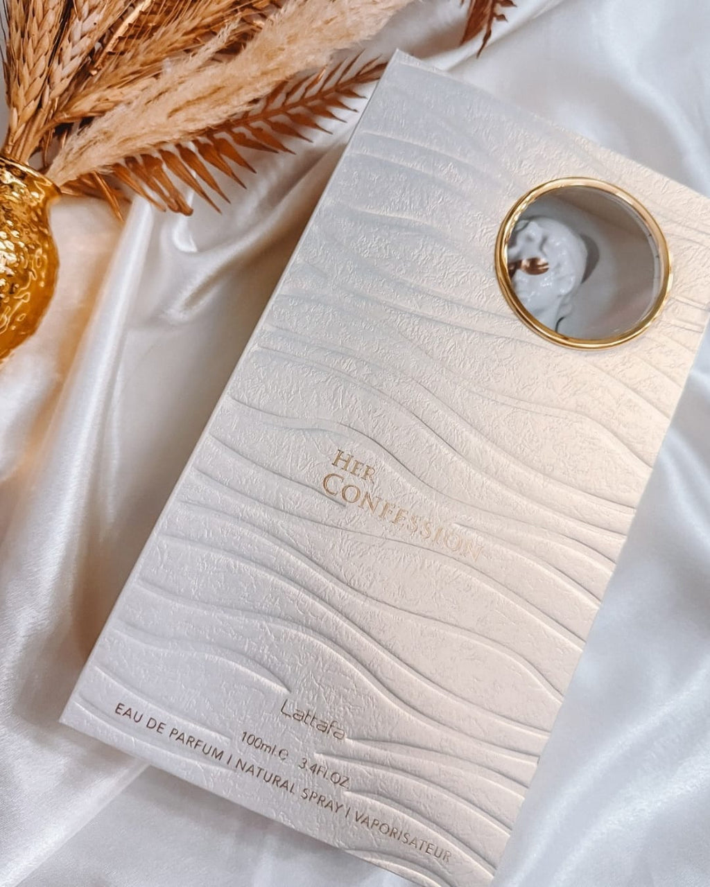 69 - HER CONFESSION (ESTUCHE DE LUJO)