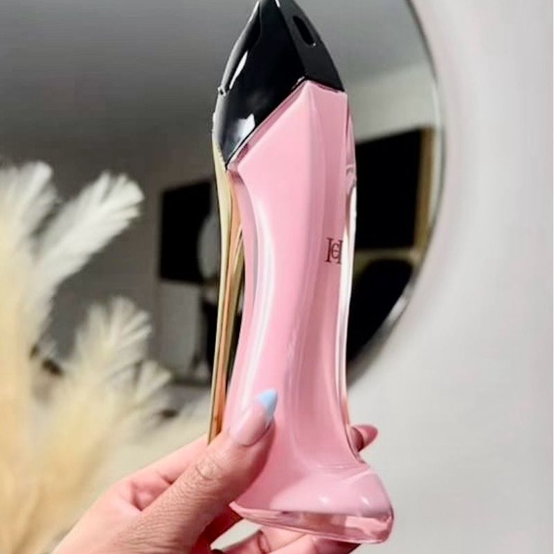 13 - 4 Perfumes + Perfumero de regalo