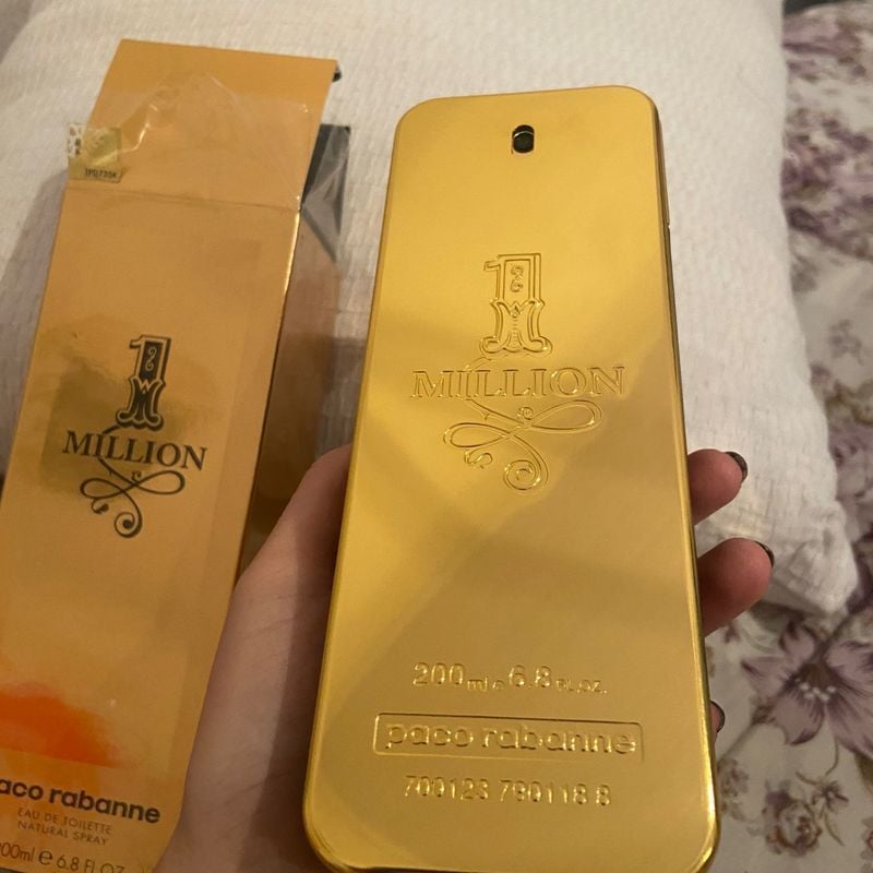 06 - 4 Perfumes + Perfumero de regalo