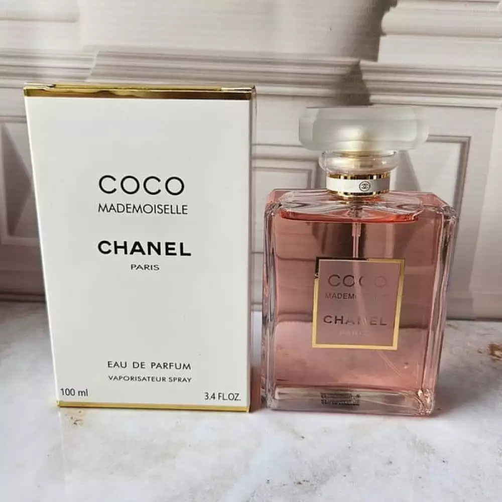 29 - 4 Perfumes + Regalos (scandal, coco chanel, olympea, la vie est belle, más perfumero recargable y un splash victoria secret