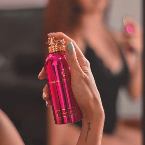 15 - 4 Perfumes + Perfumero de regalo